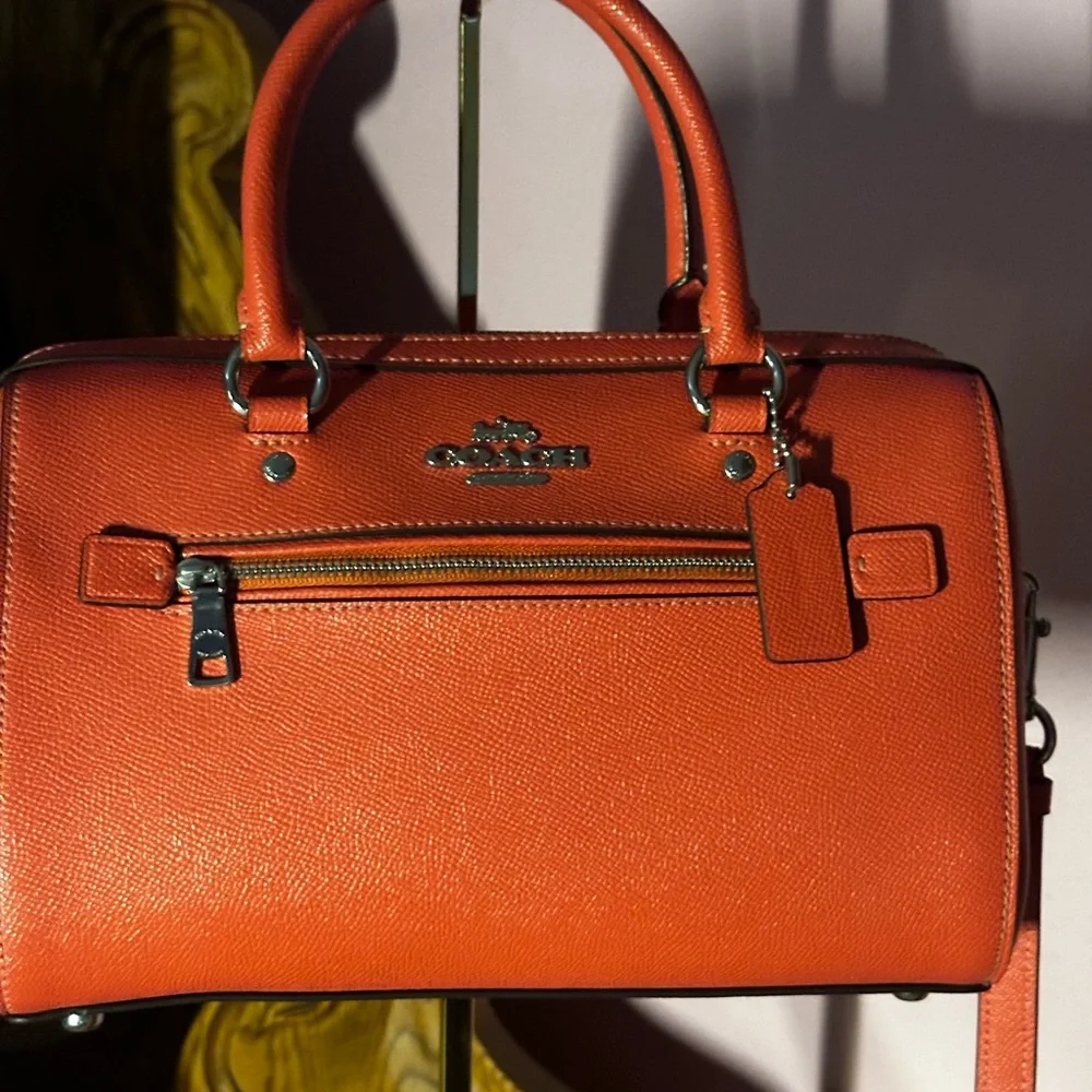 NWOT Coach Tangerine Leather Crossbody Bag - Picture 3 of 7